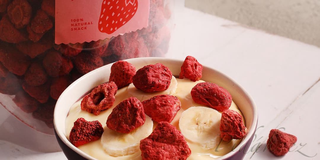 1. obrázek Vanilkový puding s lyofilizovanými jahodami i pro diabetiky