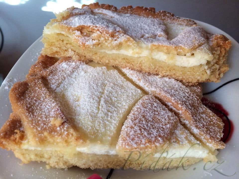 1. obrázek Tradiční babiččin tvarohový mřížkový koláč