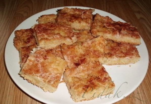 1. obrázek Jablkový koláč se šlehačkou