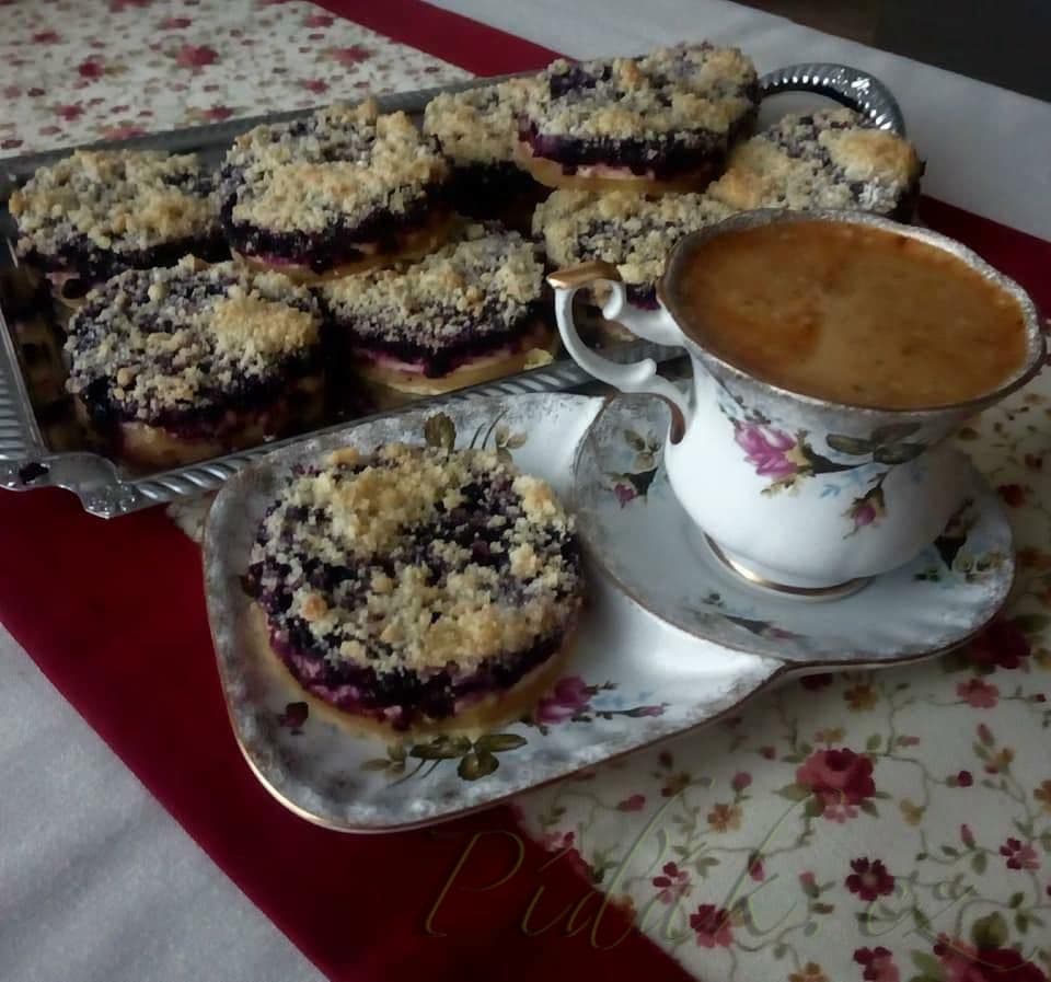 1. obrázek Borůvkový koláč s tvarohem podle Věrky