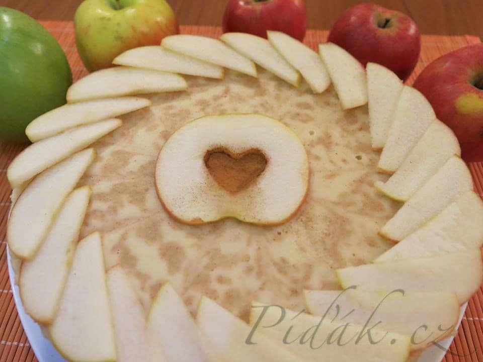 1. obrázek Jablíčkový dort se skořicí