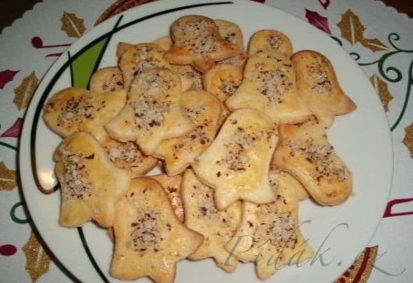 1. obrázek Citronové cukroví sypané oříšky