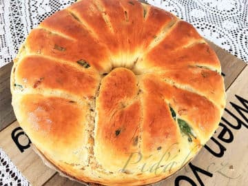 Obrázek Brioška s kešu oříšky, špenátem a tylžským sýrem