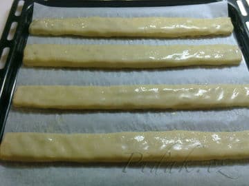 10. obrázek Perník s povidly a ořechy