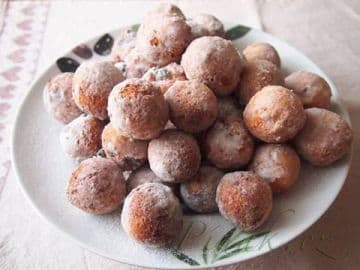 Obrázek Tvarohové koblížky s rozinkami - Svatá Máří