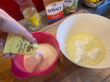 10. obrázek Tvarohové rohlíky s práškem do pečiva by Romča