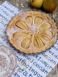 Obrázek Hruškový koláč s mandlovou náplní