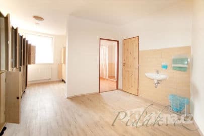 9. obrázek Lezecká stěna- KVstěna- Dvory