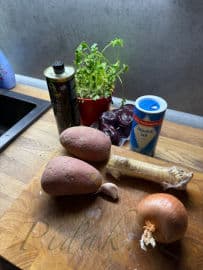 2. obrázek Řepná polévka 2. obrázek Řepná polévka