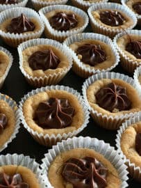 3. obrázek Arašídové mini košíčky s náplní 