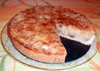 Obrázek Medový koláč s jablky