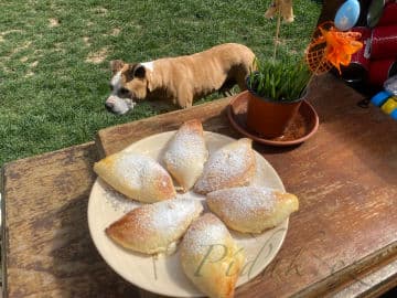 Obrázek Kynuté taštičky s mascarpone a jahodami
