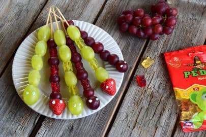 Obrázek Hroznovo-bonbonové housenky a ještěrky od Pedro